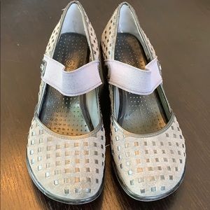 Jambu Sport Wedge grey suede shoe size 9